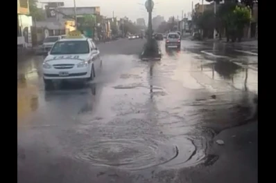 Denuncian que un caño drena aguas servidas en Siria al 1.800