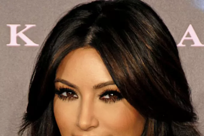 KIM KARDASHIAN. La mediática recordó al creador de Playboy. FOTO TOMADA DE WIKIPEDIA