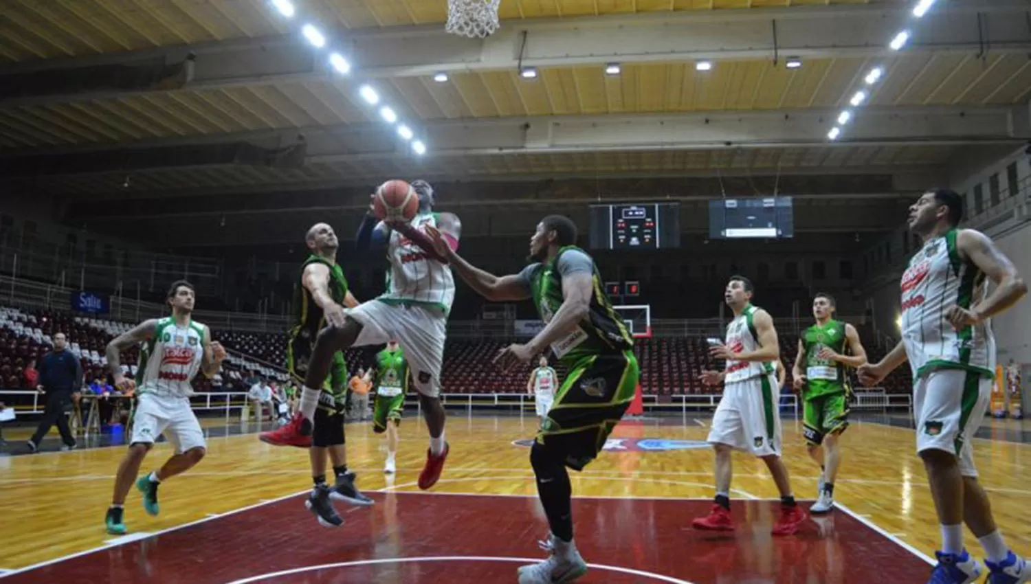 FOTO TOMADA DE PRENSA EL TRIBUNO BASKET