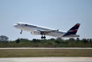 Ahorrar tiempo y dinero: las principales motivaciones de los pasajeros que vuelan de Tucumán a Chile