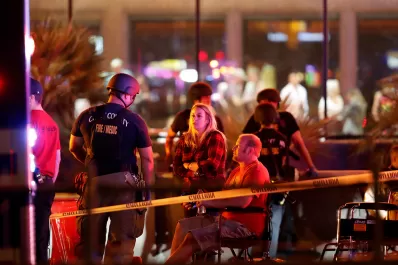 Se eleva a 59 el número de víctimas de la masacre de Las Vegas