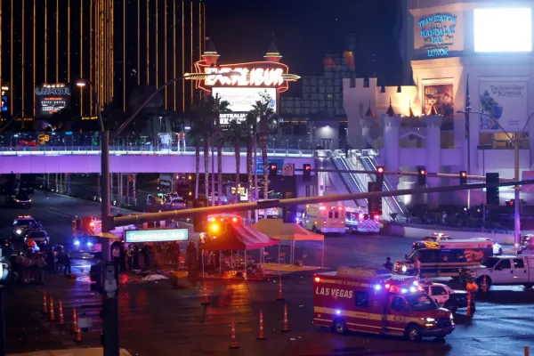 Más de 58 muertos y 515 heridos tras un ataque armado en un festival en las Vegas