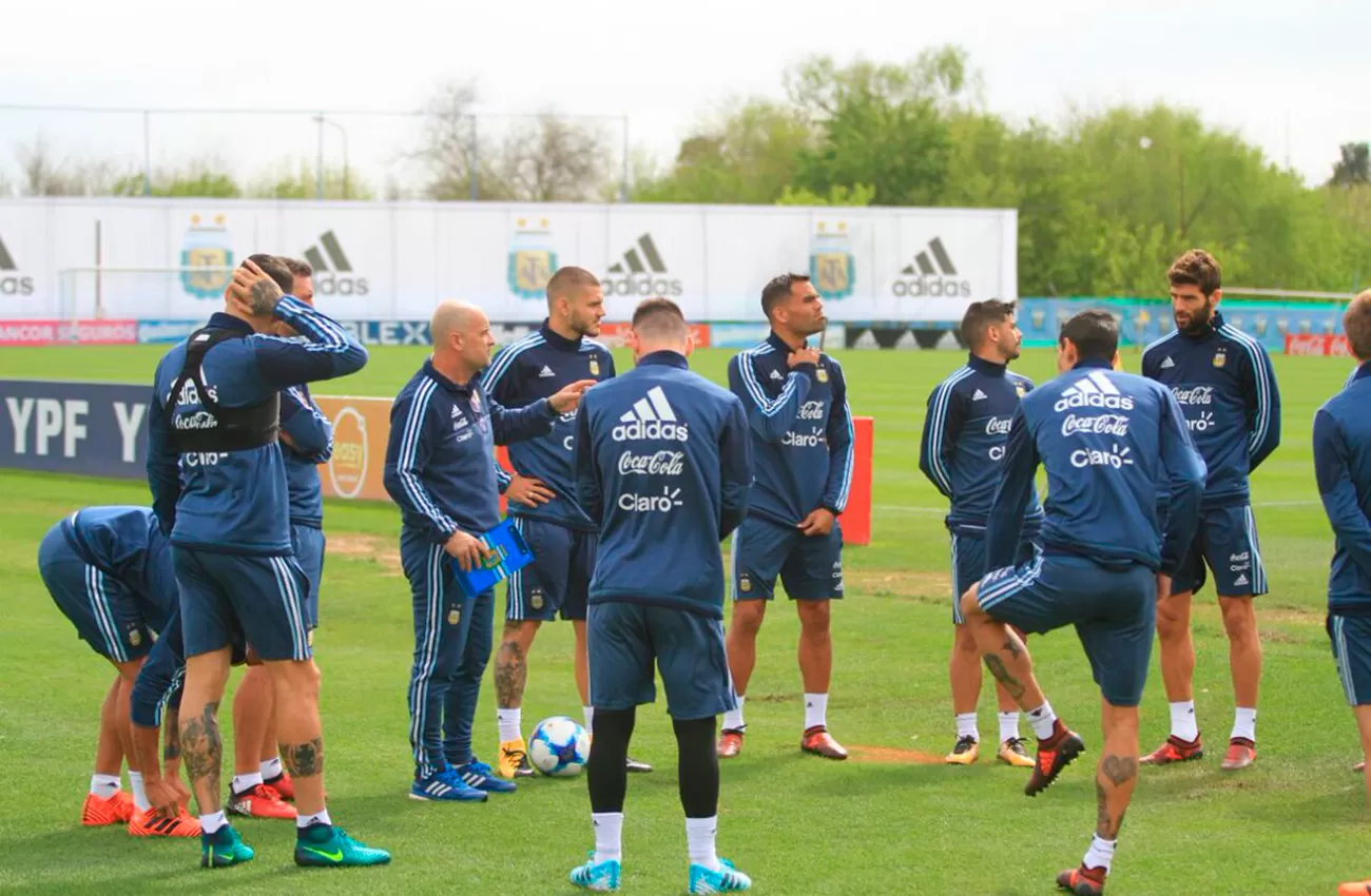 PRÁCTICA SELECCIÓN ARGENTINA (FOTO @ARGENTINA)