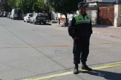 Horror y tristeza en Santa Fe al 1.800: una mujer degolló a sus dos hijos e intentó suicidarse