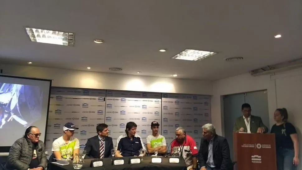 EN DETALLES. Los panelistas contaron sus impresiones previas a la prueba. 