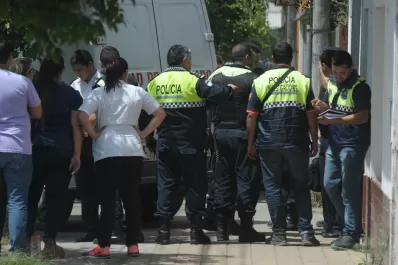 La Justicia pide que se sancione a policías por difundir una foto de los hermanitos asesinados por su madre