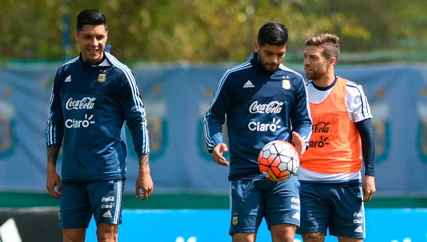 UNO ADENTRO, DOS AFUERA. Pérez tendrá su chance desde el inicio mientras que Banega y Papu ocuparían un lugar entre los suplentes. TÉLAM