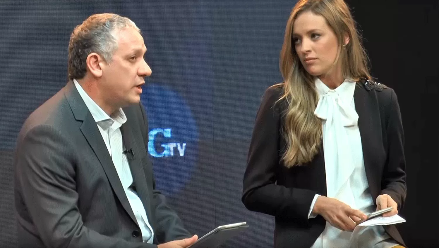 CONDUCTORES. Federico Van Mameren y Carolina Servetto estarán al frente del debate. ARCHIVO