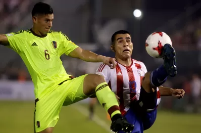 Venezuela sorprendió a Paraguay, que quedó afuera