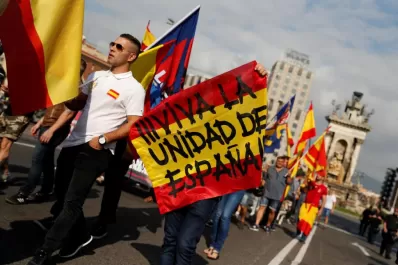 España trata de mostrarse unida en su Fiesta Nacional