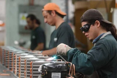 “El plan del PE no es que haya sueldos bajos, sino sostenibles”