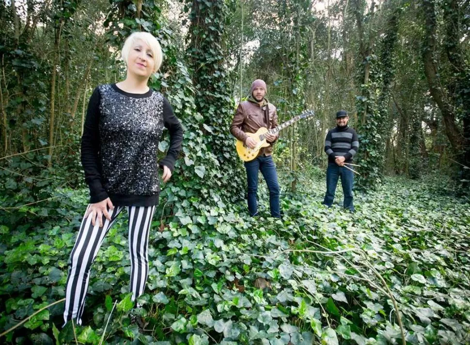 UN TRÍO ESPECIAL. Rotten Apples busca un estilo propio y sin limitaciones. Gentileza foto de Rotten Apples