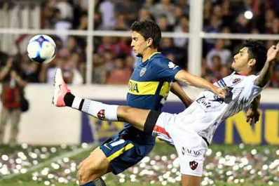 Boca ganó en Paraná y es más puntero que nunca