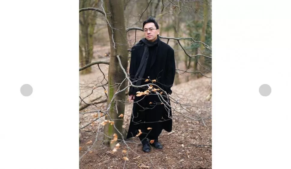 MIRADA JAPONESA SOBRE EL MUNDO OCCIDENTAL. Kazuo Ishiguro, nacido en Nagasaki, escribe en inglés. huckcdn.lwlies.com