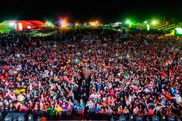 Las mejores fotos de la fiesta de disfraces más grande de Latinoamérica