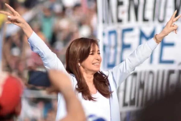 Cristina Kirchner, en el cierre de campaña: estamos a tiempo de decirles 'así no, así no, así no'