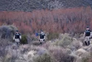 El juez pidió que nadie intervenga donde apareció el cuerpo hasta que llegue el perito de la familia Maldonado