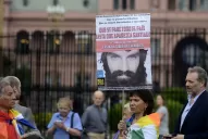 Agrupaciones de izquierda y encapuchados marchan en Buenos Aires por Santiago Maldonado