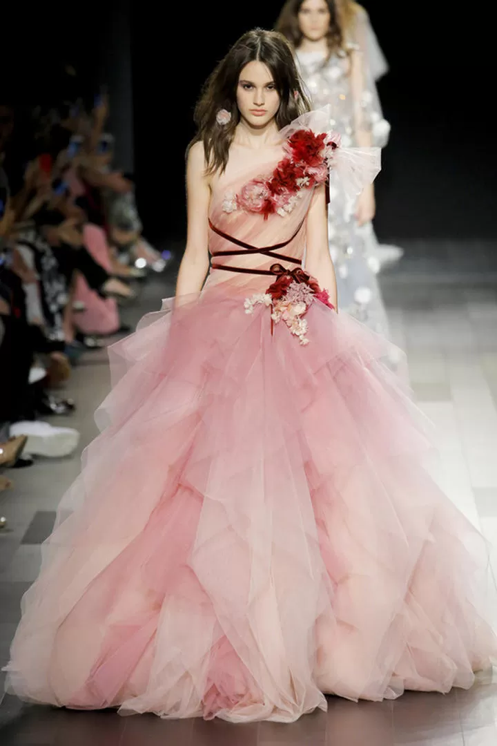 ÚLTIMA COLECCIÓN.  Marchesa en la semana de la moda de Nueva York, publicada en Vogue. 