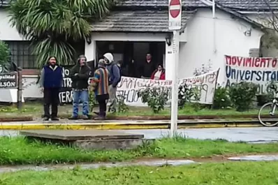Caso Santiago Maldonado: activistas mapuches se instalaron en la municipalidad de El Bolsón
