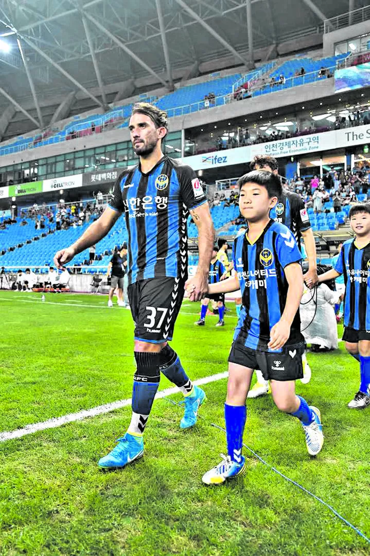 EL DESAFÍO. En cada país donde jugó, Enzo asegura haberlo dejado todo: “Uno siempre debe disfrutar de lo que hace”. la gaceta / foto de inés quinteros orio