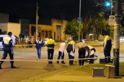 El policía asesinado custodiaba a funcionarios de Casa de Gobierno y habría tenido una importante suma de dinero cuando lo atacaron