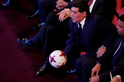 Maradona: me dolió en el alma darle el 'The Best' a Ronaldo y no a Messi