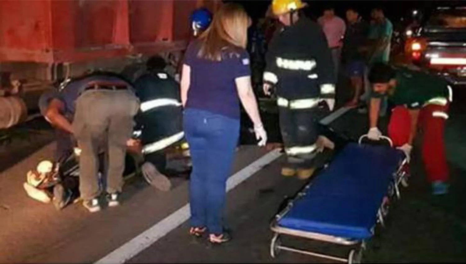 Una moto se estrelló contra un camión estacionado en la ruta 38: un muerto