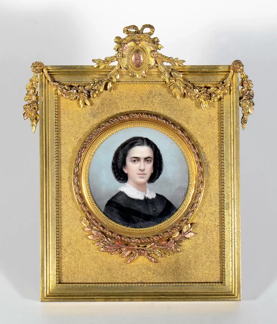 CARMEN NÓBREGA DE AVELLANEDA. Se casó con el tucumano en 1861 y lo sobreviviría hasta 1899. 