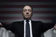 Lo que faltaba: Frank Underwood le envió un mensaje a De Vido