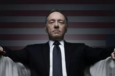 Lo que faltaba: Frank Underwood le envió un mensaje a De Vido