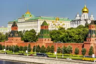 Pasan los “poderes eternos”, el Kremlin permanece