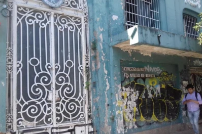 La centenaria casona del Conservatorio espera por las obras prometidas