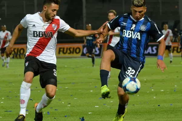 Talleres goleó a River en Córdoba y es uno de los tres escoltas del líder Boca