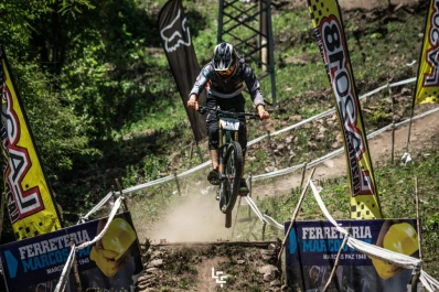 Descenso: un salto al título