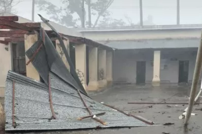 Una tormenta de granizo y viento causó destrozos en el este de Tucumán