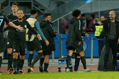 Con goles de Otamendi y Agüero, ganó el City y avanza en la Liga de Campeones