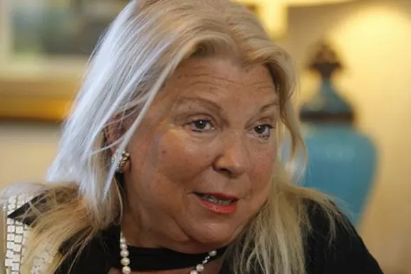 Carrió: quiero que Cristina vaya presa y que devuelva el dinero