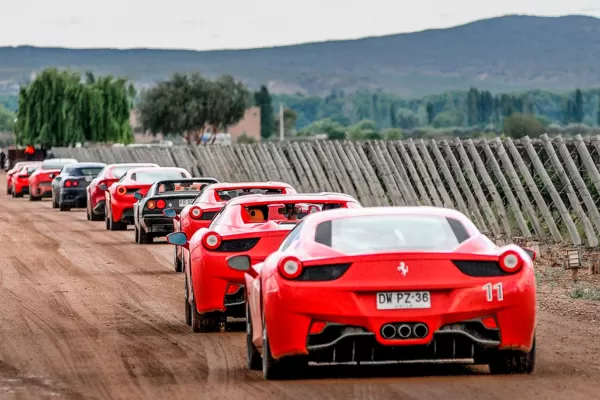 Cómo y dónde podés ver la caravana de Ferraris que pasará por Tucumán