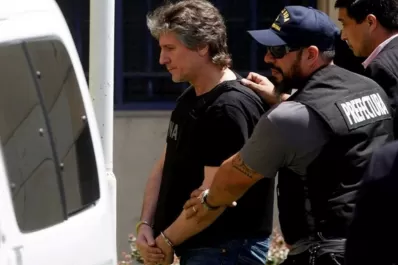 Boudou pasó su primera noche en el penal de Ezeiza y De Vido fue trasladado a la cárcel de Marcos Paz