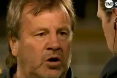 Zielinski no estuvo de acuerdo con el análisis del periodista de TNT Sports y se lo hizo saber