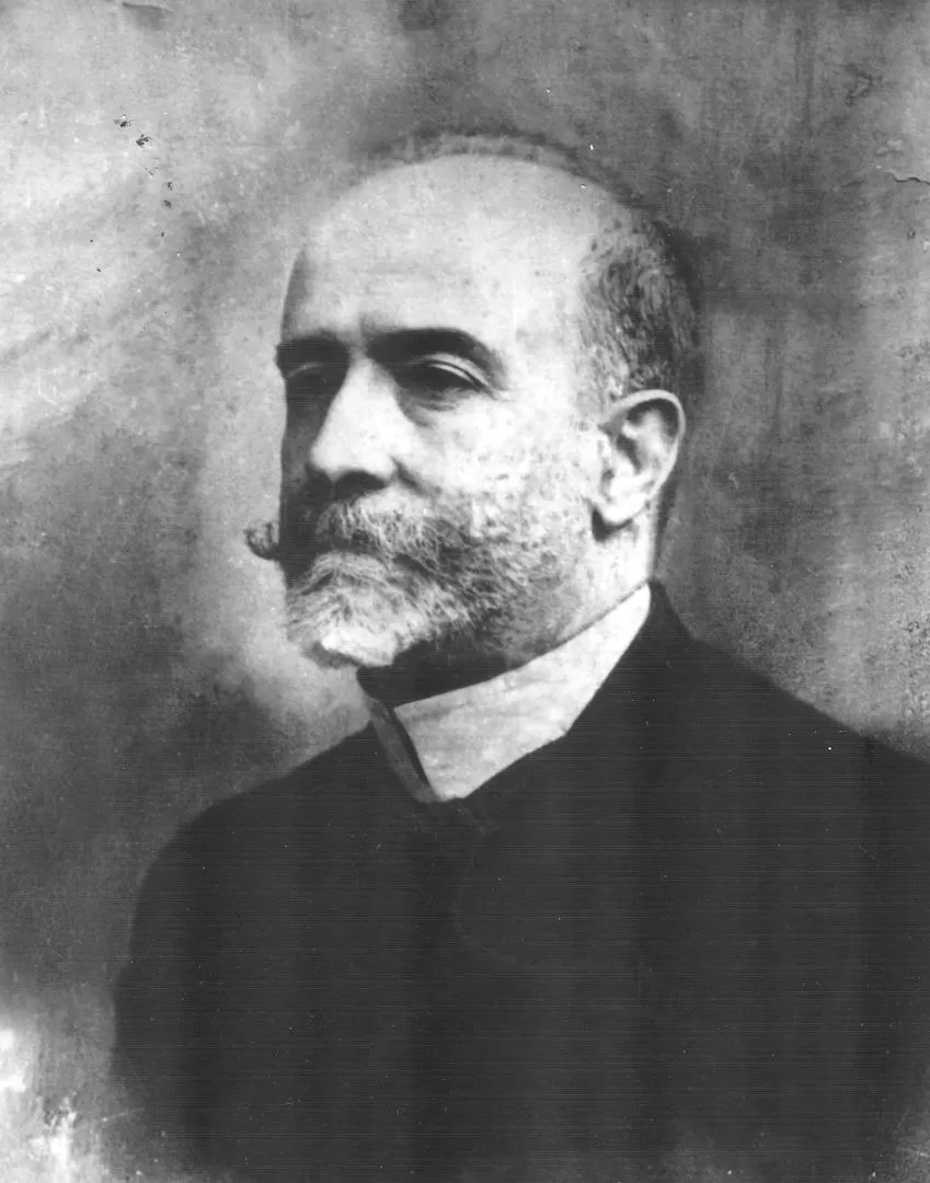 DOCTOR FRANCISCO MENDIOROZ. Se ocupó de una enfermedad muy poco tratada en la época de su graduación. 