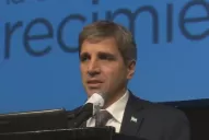 Paradise Papers salpicó al Gobierno: el ministro Luis Caputo manejó inversiones en Islas Caimán