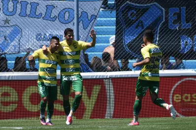 Defensa agudizó la crisis de Temperley y lo goleó en Turdera