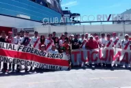 Unos 60 tucumanos hinchas de River le pidieron a Gallardo que se quede muchos años en el club