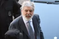 En una carta, Julio De Vido apuntó contra José Luis Gioja y lo trató de ortiva