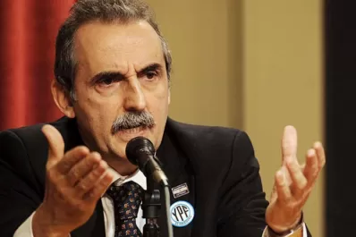 Piden el procesamiento de Moreno por presunta manipulación maliciosa de los datos del Indec