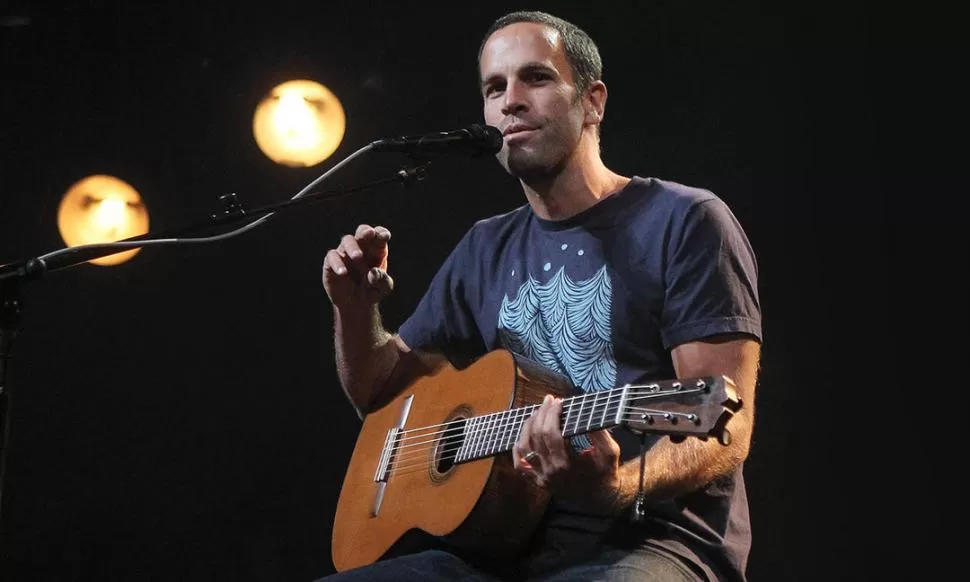 JACK JOHNSON. Vuelve a la Argentina con lo mejor del surf rock. Animará la primera jornada del festival. livenation
