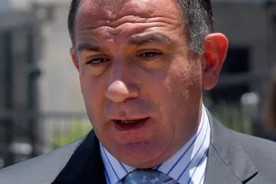 Desplazaron a Luis Juez de la embajada ecuatoriana