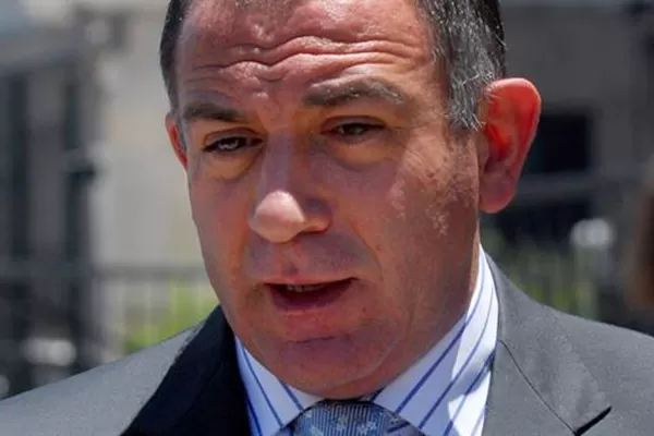 Desplazaron a Luis Juez de la embajada ecuatoriana